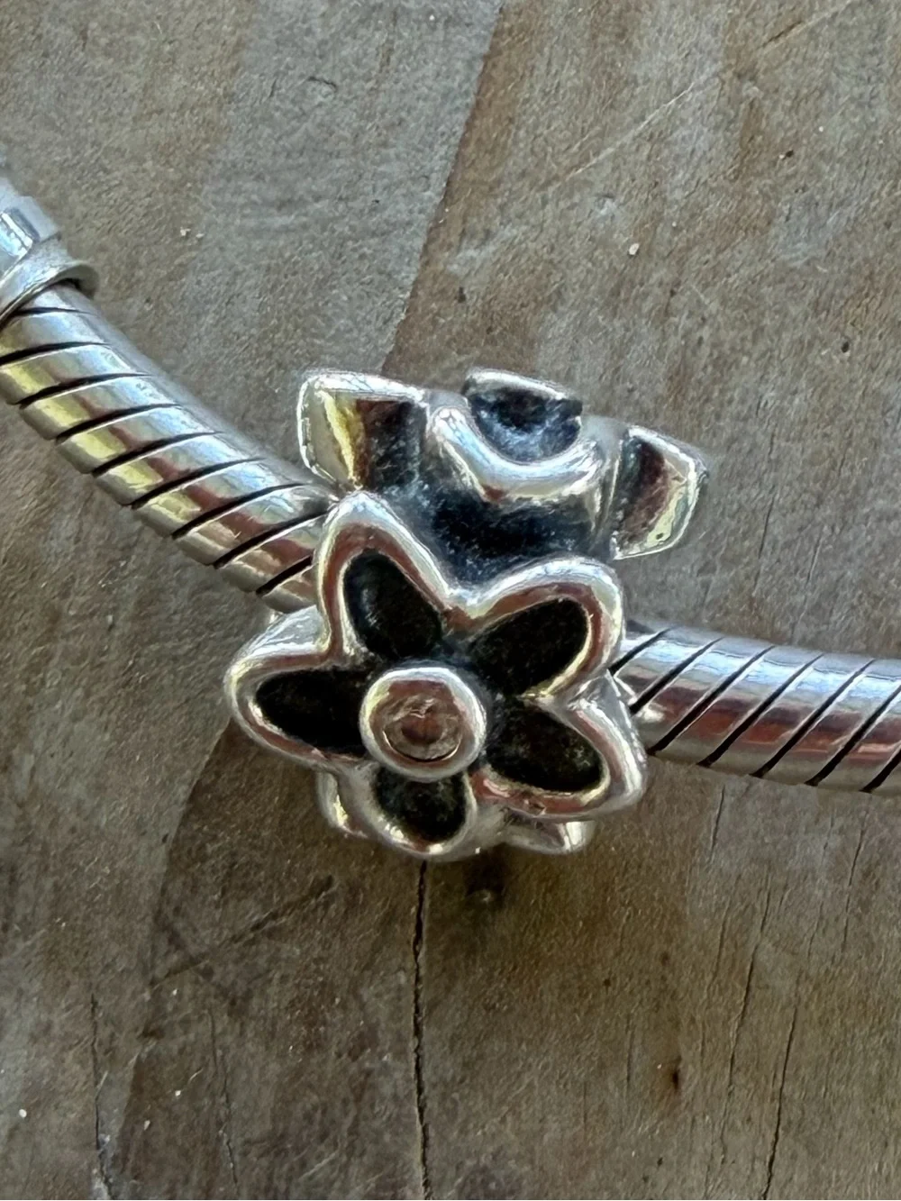 Pandora retired He Loves Me diamond charm. - Picture 1 of 2